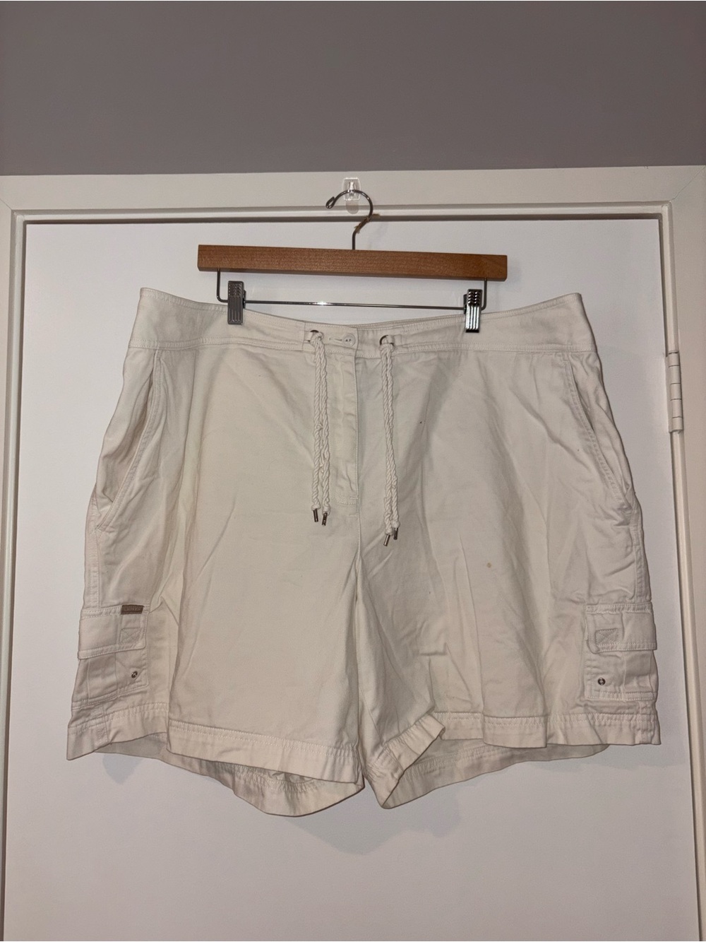 Ralph Lauren Cream Drawstring Cargo Shorts